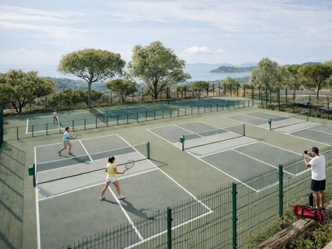 Camping Le Parc des Chênes - Camping Var - Image N°2