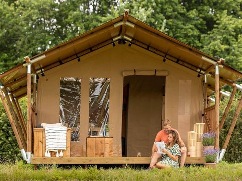 Tente en toile et en bois 4 personnes - Tentes safari sans installations sanitaires 4 personnes