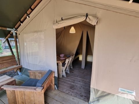 Tente en toile et en bois 4 personnes - Tentes safari sans installations sanitaires 4 personnes