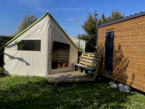 TENTE TOILE ET BOIS 4 personnes - LODGE SAHARI avec sanitaire privatif