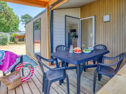 MOBILHOME 5 personnes - Loggia (4 adultes + 1 enfant)