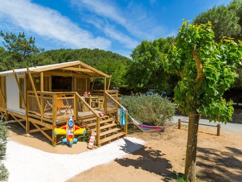 CHALET 5 personnes - Sweetflower Confort 43m² - 2 chambres - TV + terrasse semi-couverte de 11m² 4/5 pers