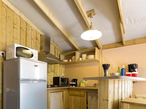 CHALET 5 personnes - Sweetflower Confort 43m² - 2 chambres - TV + terrasse semi-couverte de 11m² 4/5 pers