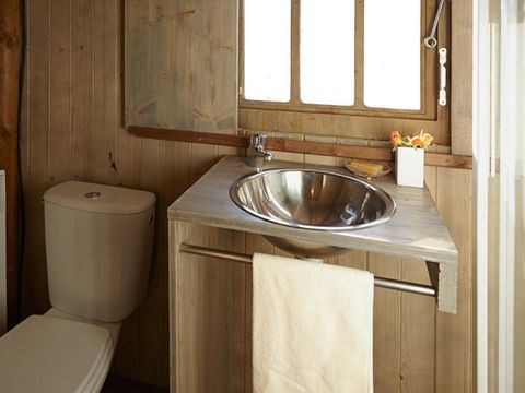 Hébergement 4 personnes - LODGE BOIS CONFORT sur pilotis