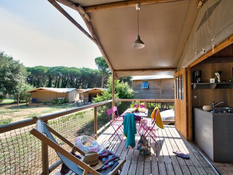 Hébergement 4 personnes - LODGE BOIS CONFORT sur pilotis