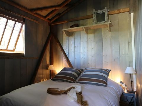 Hébergement 4 personnes - LODGE BOIS CONFORT sur pilotis