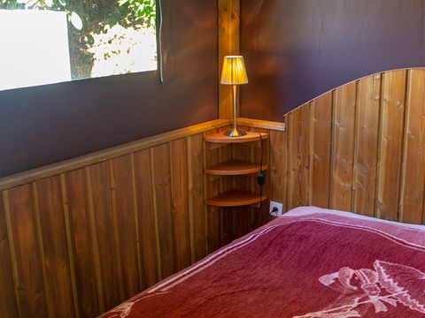 TENTE TOILE ET BOIS 4 personnes