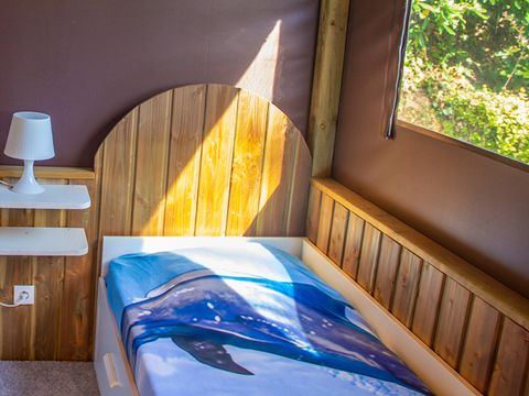 TENTE TOILE ET BOIS 4 personnes