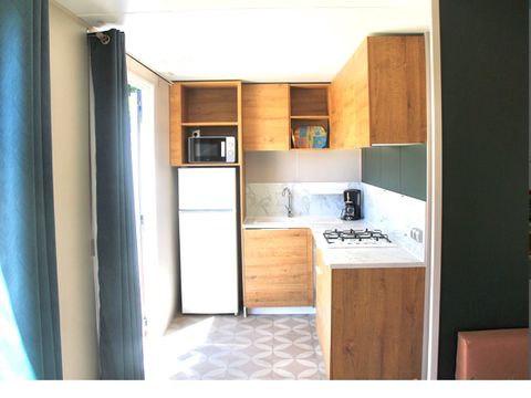 MOBILHOME 4 personnes - Mobil-home Côté Jardin - 2 chambres + terrasse + TV + SPA