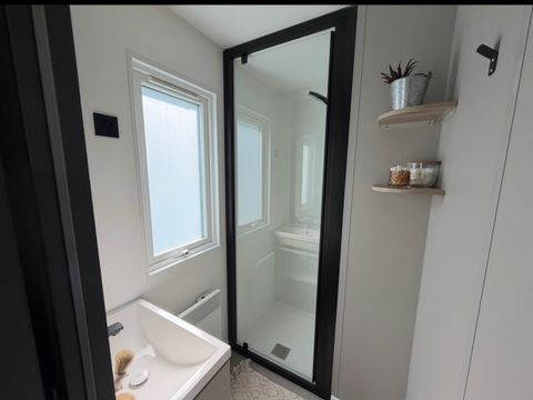 MOBILHOME 4 personnes - Loggia - 2 chambre + terrasse