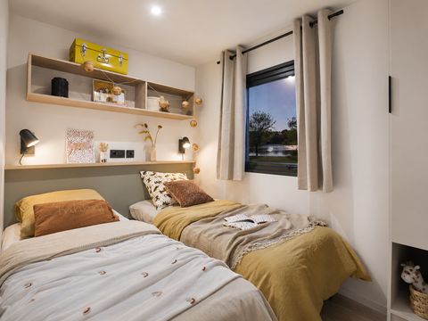 MOBILHOME 6 personnes - New Valley - 3 chambres + terrasse + TV + SPA
