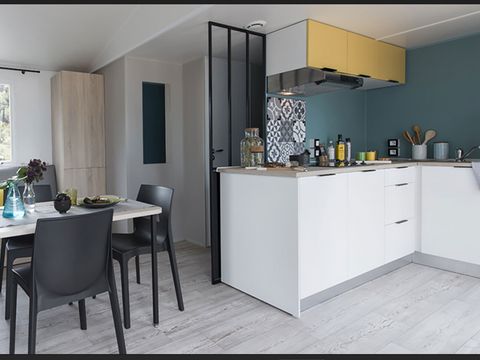 MOBILHOME 6 personnes - Caraïbes Premium - 3 chambres + terrasse + TV
