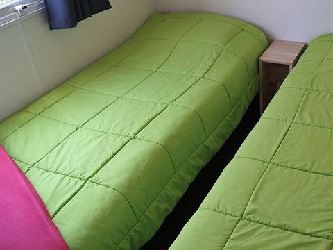 MOBILHOME 4 personnes - Comfort | 2 Ch. | 4 Pers. | Terrasse surélevée | TV