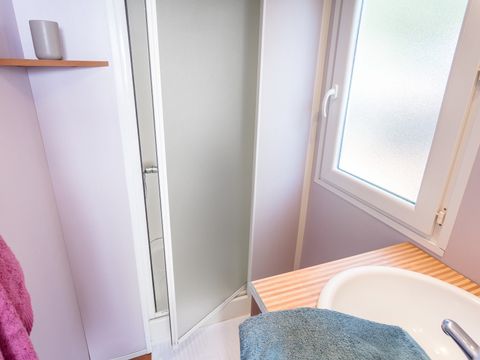 MOBILHOME 4 personnes - Comfort | 2 Ch. | 4 Pers. | Terrasse surélevée | TV