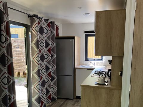 MOBILHOME 4 personnes - Premium | 2 Ch. | 4 Pers. | Terrasse surélevée | Clim. | TV