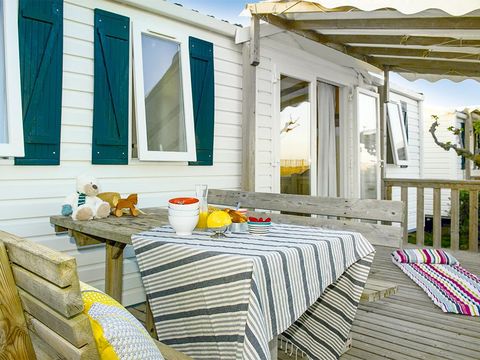 MOBILHOME 6 personnes - Comfort | 3 Ch. | 6 Pers. | Terrasse surélevée | TV