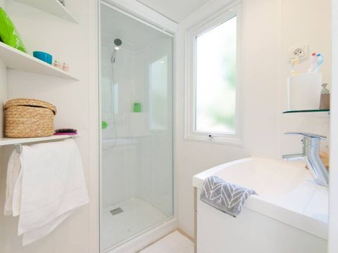 Mobilhome 6 personnes - Mobil-home | Comfort | 2 Ch. | 4/6 Pers. | Terrasse simple | Clim. | TV