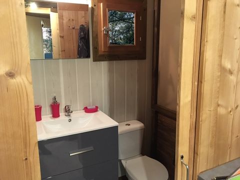 Chalet 4 personnes - Cabane de l'Ecureuil - 2 chambres - 1 salle de bain