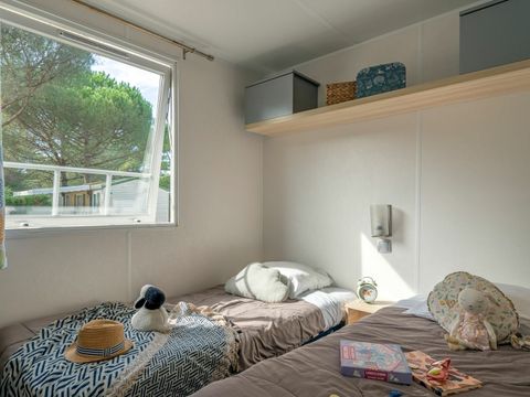 MOBILHOME 4 personnes - COTTAGE Pin 4p 2ch ***