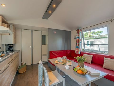 MOBILHOME 4 personnes - COTTAGE Pin 4p 2ch ***