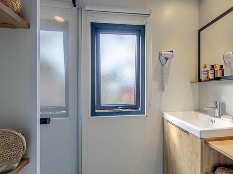 MOBILHOME 6 personnes - COTTAGE 6p 3ch ****