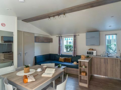 MOBILHOME 6 personnes - COTTAGE Baby 5/6p 3ch ***