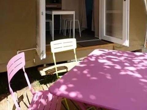 Tente en toile et en bois 4 personnes - Coco Sweet (sans sanitaires)