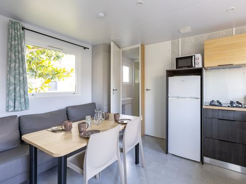 MOBILHOME 4 personnes - Mobil Home Confort 2 chambres 4 personnes