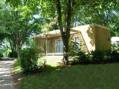 CHALET 6 personnes - Chalet Lac Confort 43 m² - adapté aux personnes à mobilité réduite - 2 chambres 4/6 pers