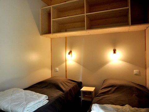 CHALET 6 personnes - Chalet Lac Confort 43 m² - adapté aux personnes à mobilité réduite - 2 chambres 4/6 pers