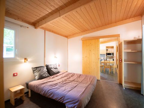 CHALET 6 personnes - Chalet Lac Confort 40 m² - adapté aux personnes à mobilité réduite - 2 chambres 4/6 pers