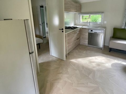 MOBILHOME 8 personnes - Mobil-home Premium Rouffiac 40m² (3 chambres) + 2 salles de bain + LV + LL + Terrasse 6/8 pers