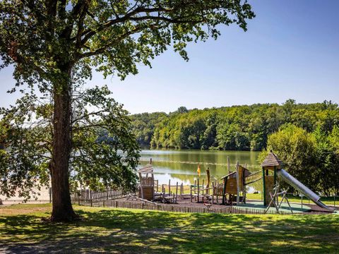 Flower Camping et Base de Loisirs de Rouffiac - Camping Dordogne - Image N°4
