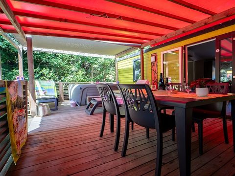 MOBILHOME 4 personnes - DUO PREMIUM JACUZZI