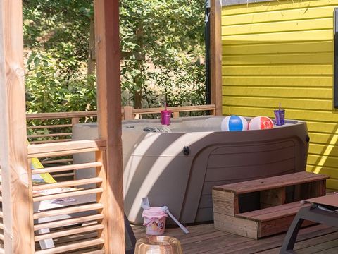 MOBILHOME 4 personnes - DUO PREMIUM JACUZZI