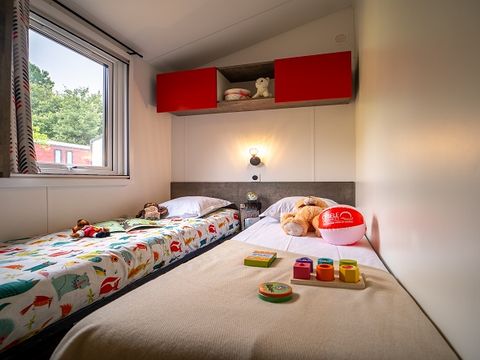 MOBILHOME 8 personnes - QUATTRO