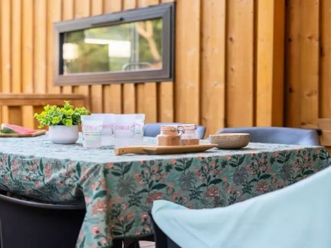 MOBILHOME 4 personnes - Passion 3 Pièces 4 Personnes Climatisé + TV