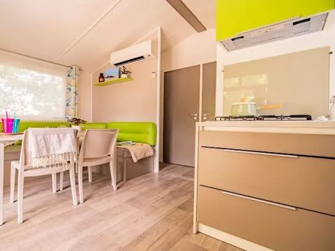 MOBILHOME 4 personnes - Loisirs 3 Pièces 4 Personnes Climatisé + TV