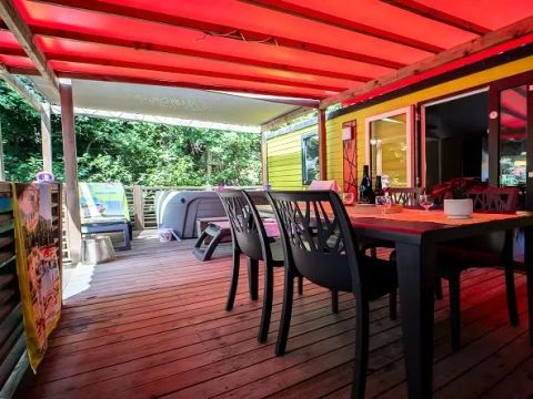 MOBILHOME 4 personnes - Duo Premium 3 Pièces 4 Personnes Jacuzzi + Climatisé + TV MOBILHOME 4 personnes - Duo Premium 3 Pièces 4 Personnes Jacuzzi + Climatisé + TV