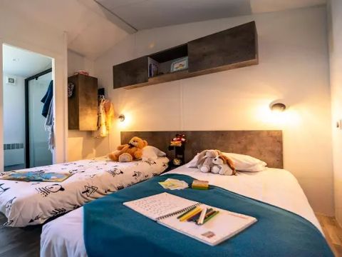 MOBILHOME 4 personnes - Duo Premium 3 Pièces 4 Personnes Jacuzzi + Climatisé + TV