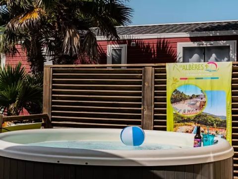 MOBILHOME 6 personnes - Trio Premium 4 Pièces 6 Personnes Jacuzzi + Climatisé + TV