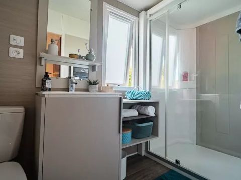 MOBILHOME 6 personnes - Trio Premium 4 Pièces 6 Personnes Jacuzzi + Climatisé + TV