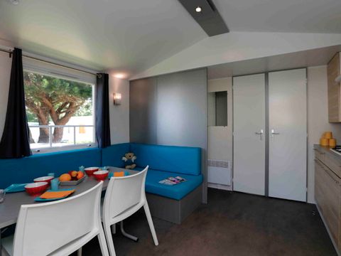 Mobilhome 4/6 personnes - CONFORT - 2 chambres - 28m² terrasse couverte