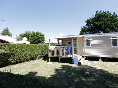 Mobilhome 4/6 personnes - CONFORT - 2 chambres - 28m² terrasse couverte