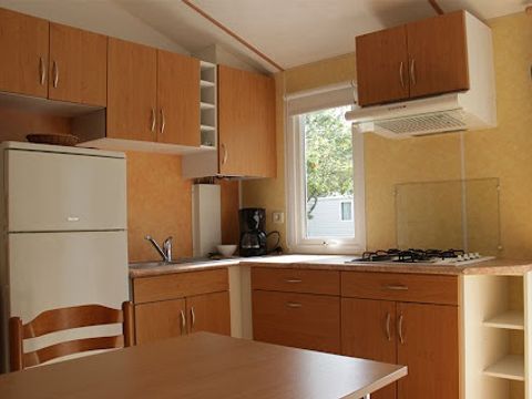 MOBILHOME 6 personnes - Mobil-home STANDARD 2 chambres 28m² Terrasse Couverte 4/6 pers