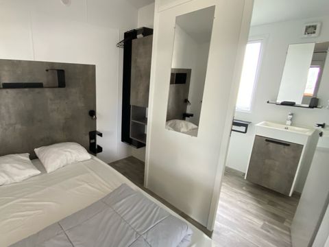 MOBILHOME 8 personnes - Mobil-home GRAND CONFORT 3 chambres 2 salles de bain 36 m² Terrasse Couverte 6/8 pers
