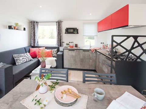 Mobilhome 6/8 personnes - GRAND - CONFORT - 3 chambres - 2 salles de bain 36 m² Terrasse Couverte