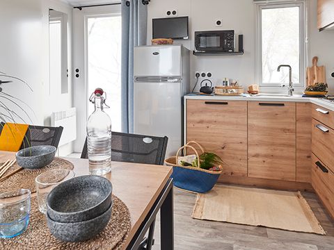 MOBILHOME 8 personnes - Mobil-home GRAND CONFORT 3 chambres 31 m² terrasse couverte + lave-vaisselle 6/8 pers