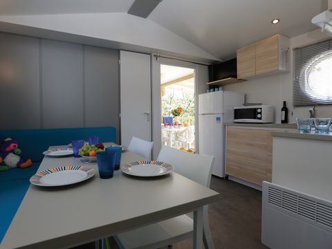 MOBILHOME 8 personnes - Mobil-home CONFORT 3 chambres 29m² Terrasse Couverte 6/8 pers