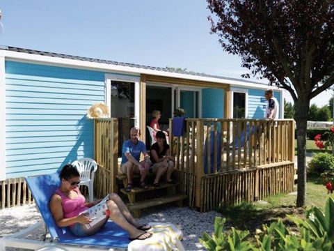 MOBILHOME 6 personnes - Mobil-home CONFORT 2 chambres + 2 salles de bain 28 m² Terrasse Couverte 4/6 pers
